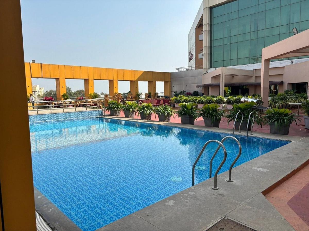 Hotel The Plaza Hyderabad Eksteriør billede