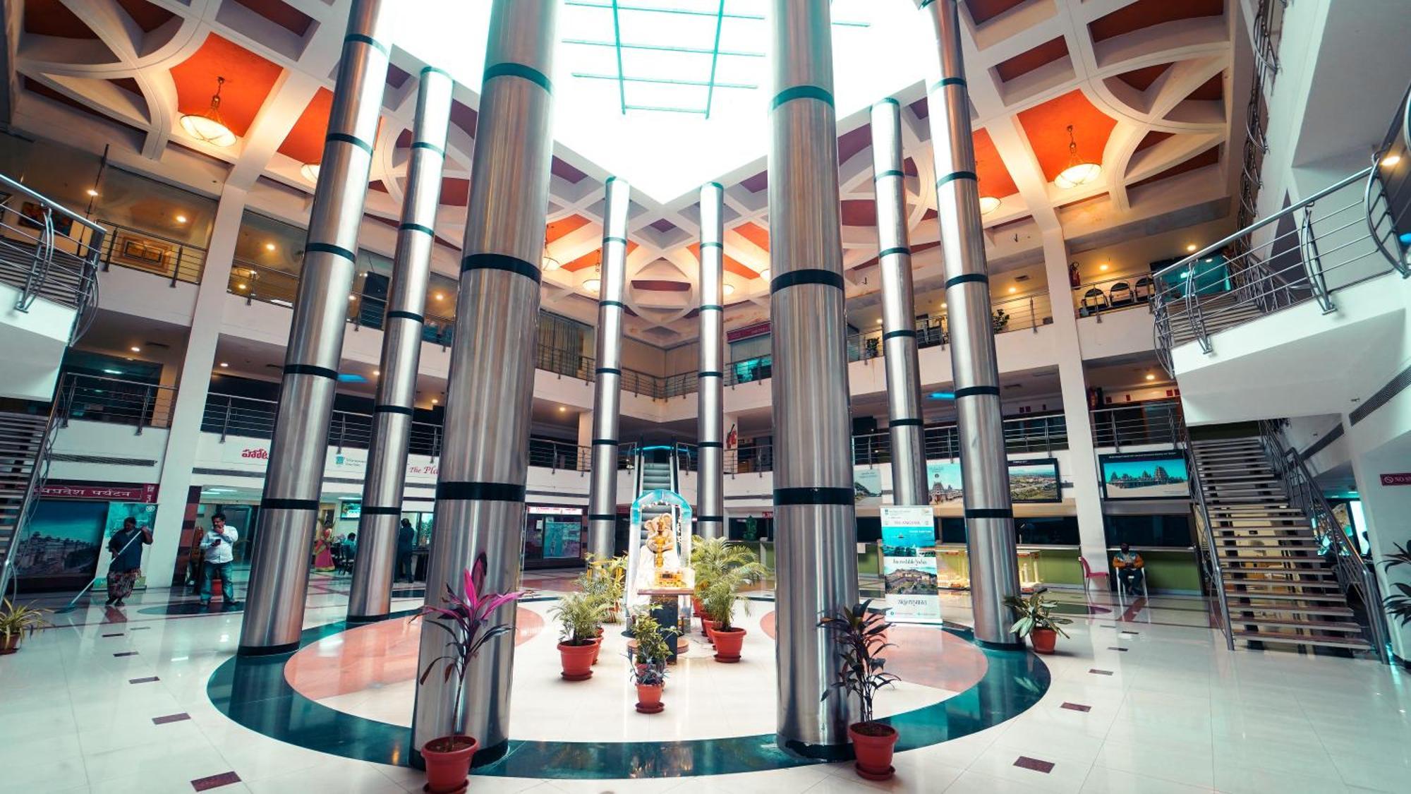 Hotel The Plaza Hyderabad Eksteriør billede