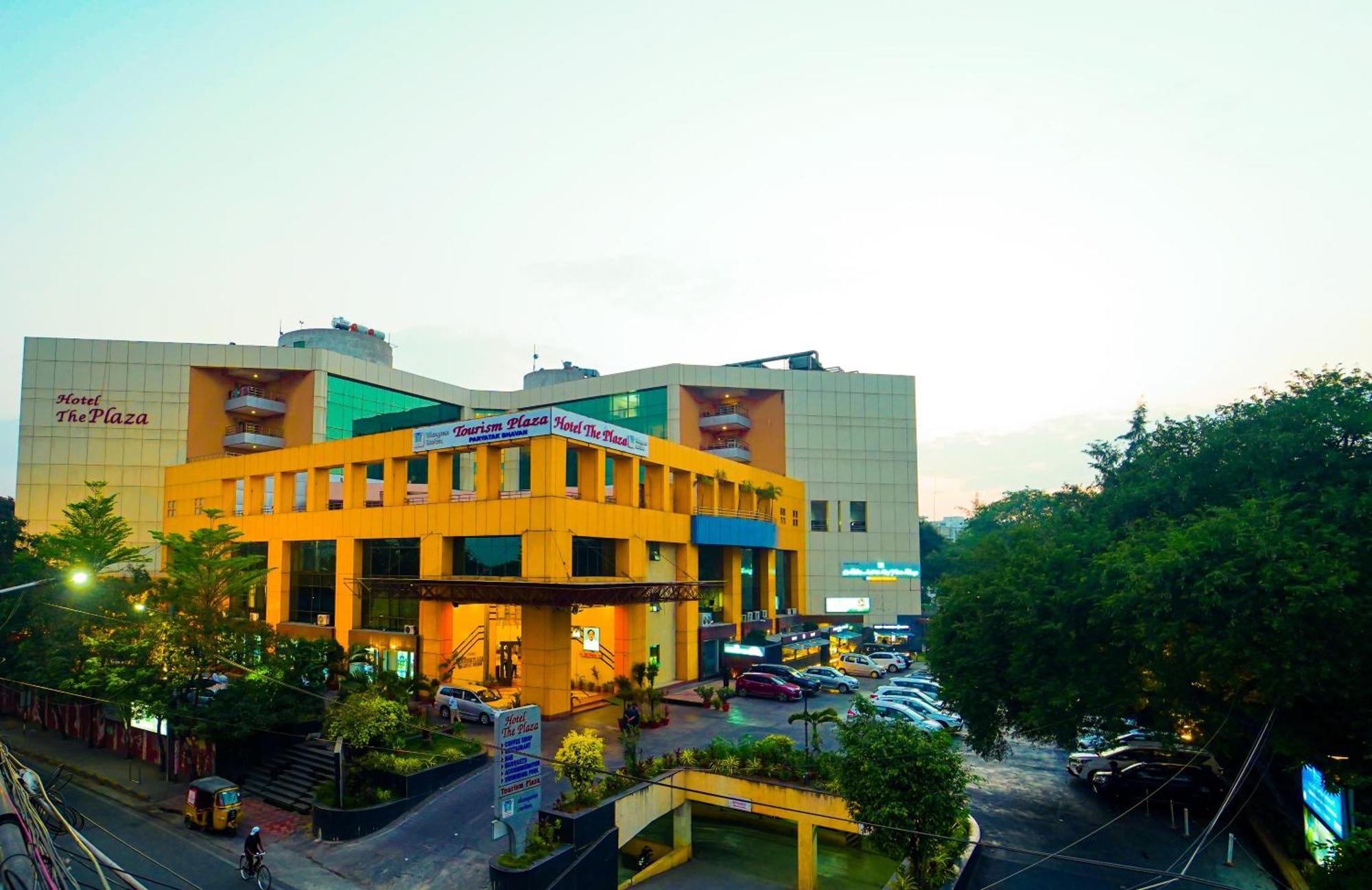 Hotel The Plaza Hyderabad Eksteriør billede
