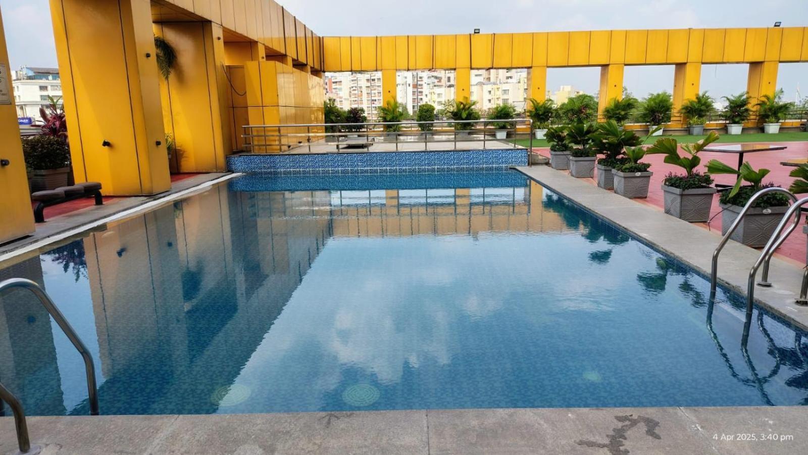 Hotel The Plaza Hyderabad Eksteriør billede